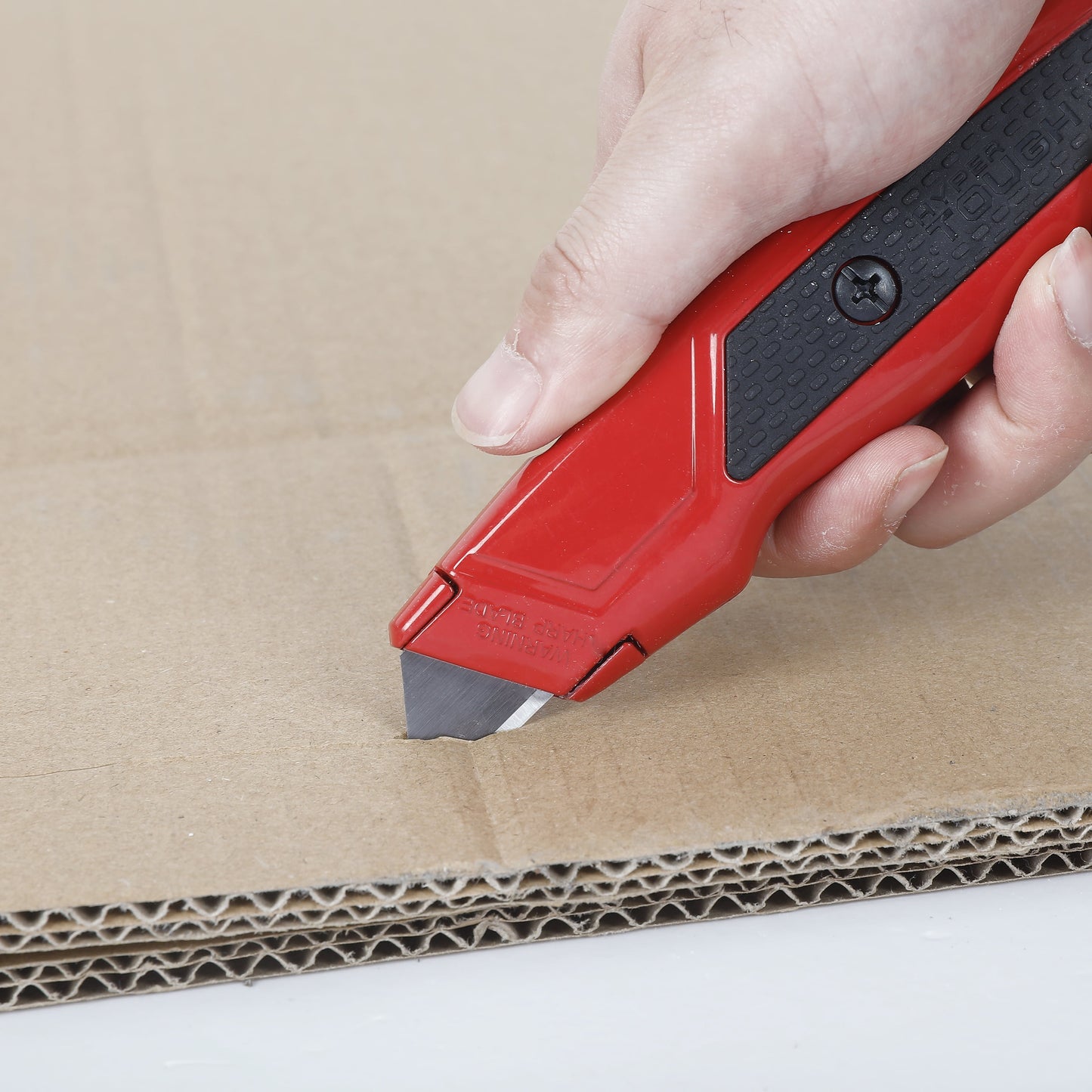 Hyper Tough Retractable Utility Knife with 5 Utility Blades